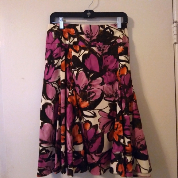 Sunny Taylor Floral Panel A-Line Skirt, Size: 12. - Picture 4 of 10